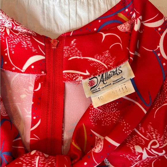 Vintage D’Allairds Red and White Ruffled Wrap Midi Sundress - Picture 3 of 15